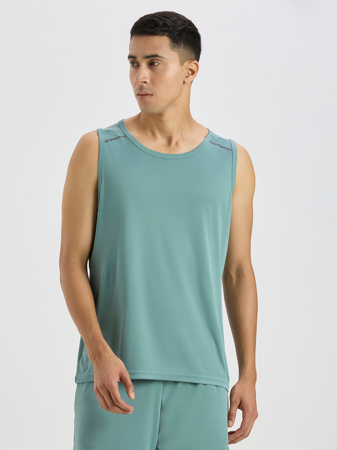 Reflective Running Tank