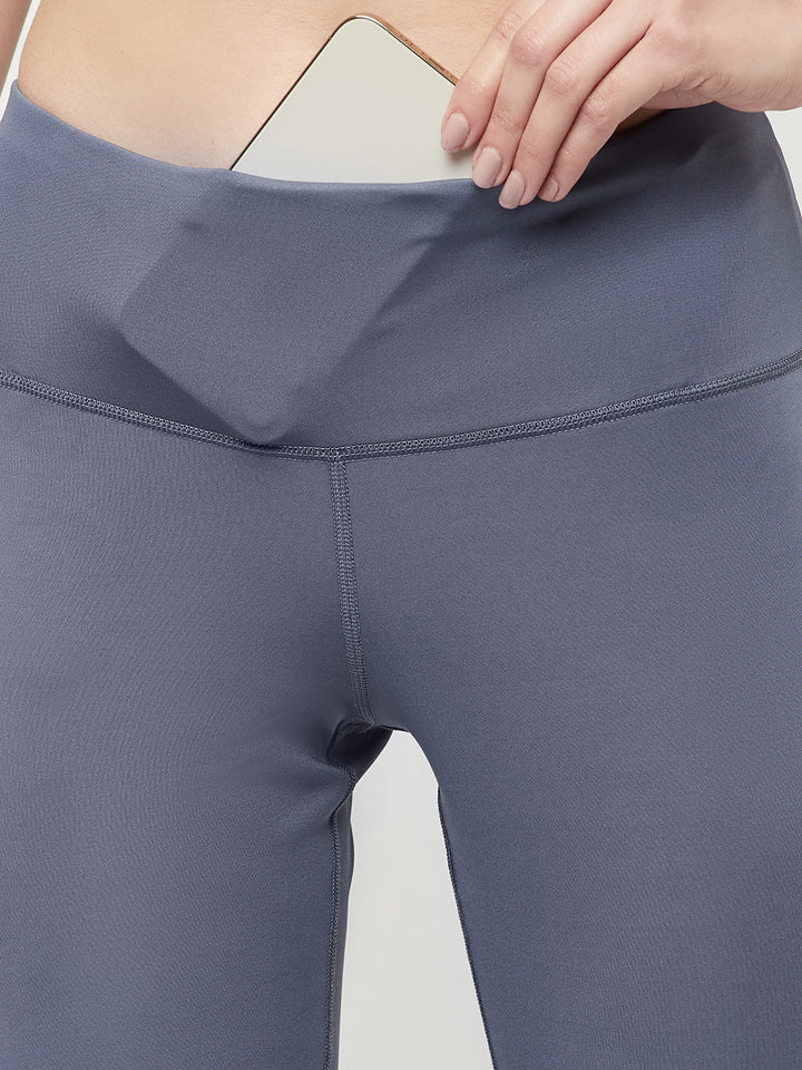 Comfy Performance Multi-Pocket Legging