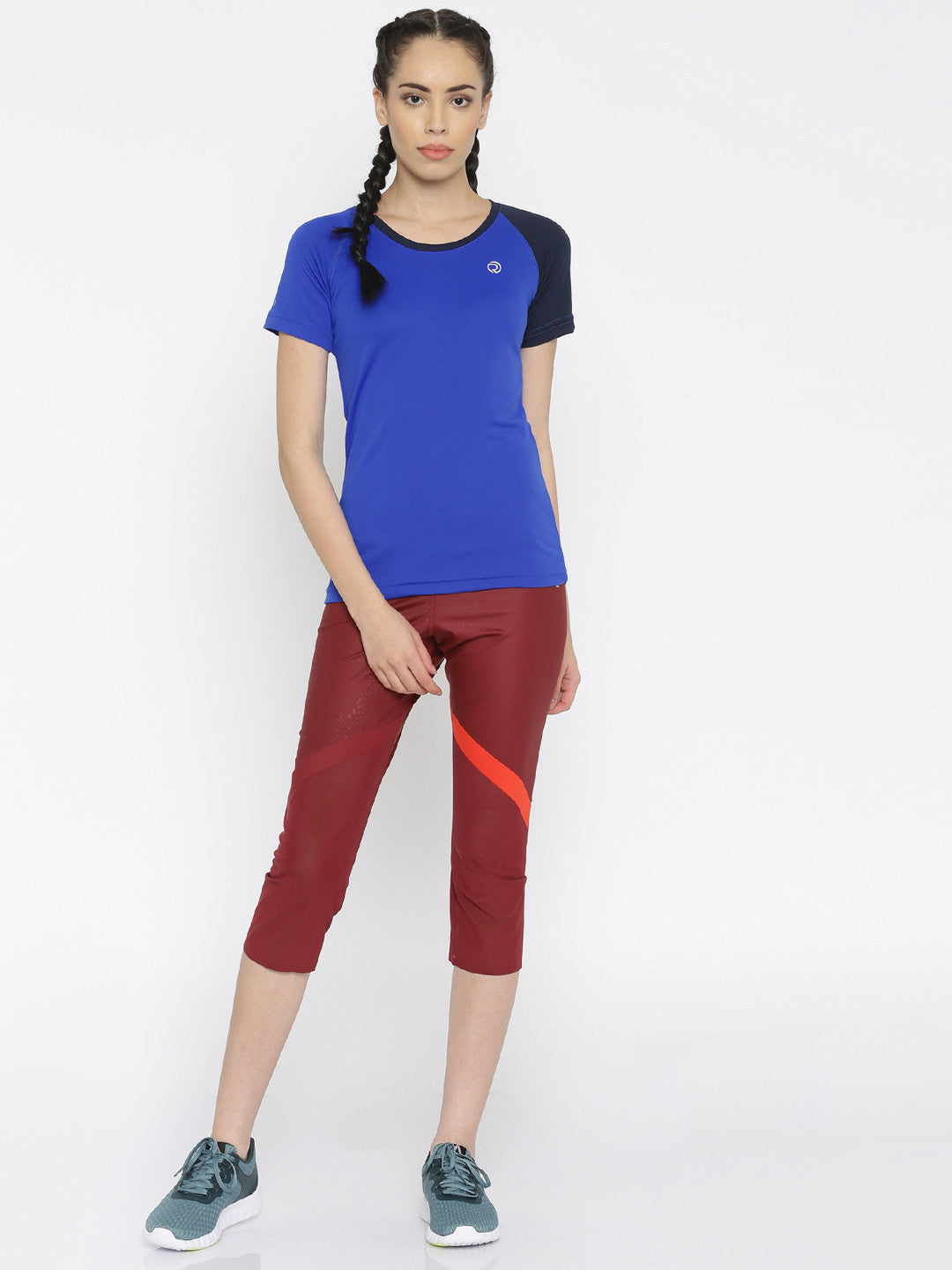 Slim fit ultra light running TEE