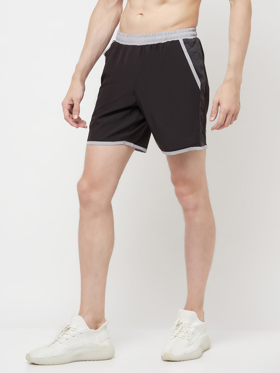 7" Shorts with Zipper Pocket