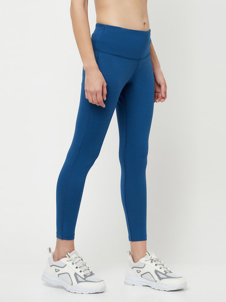 Comfy Performance Multi-Pocket Legging