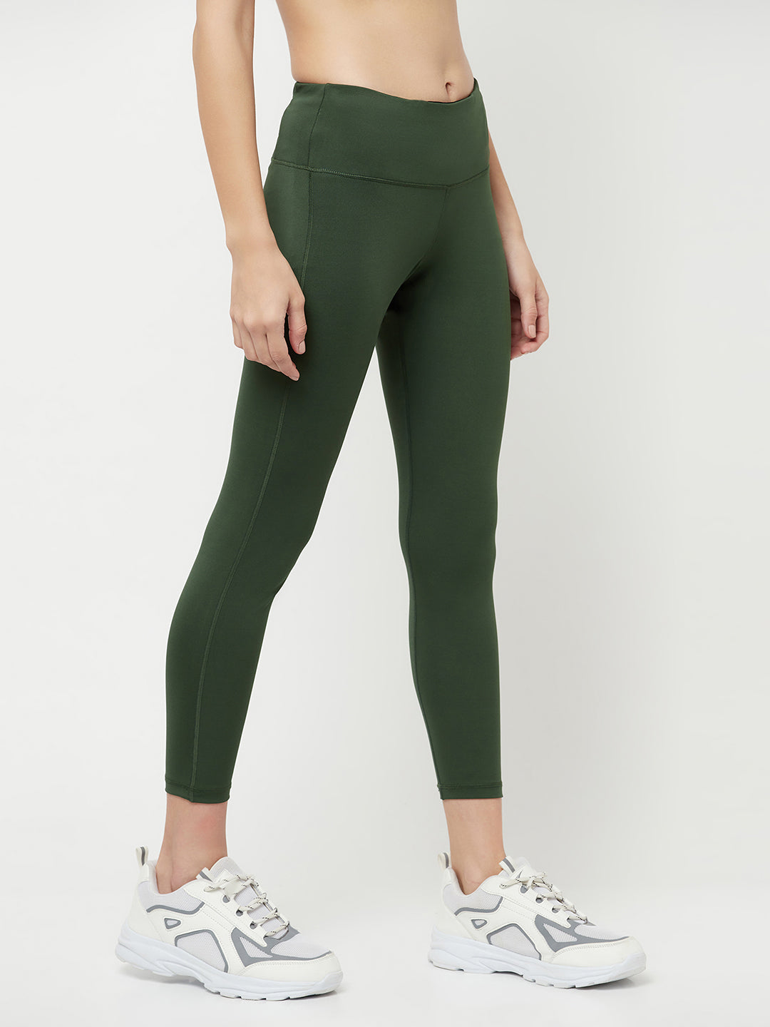 Comfy Performance Multi-Pocket Legging