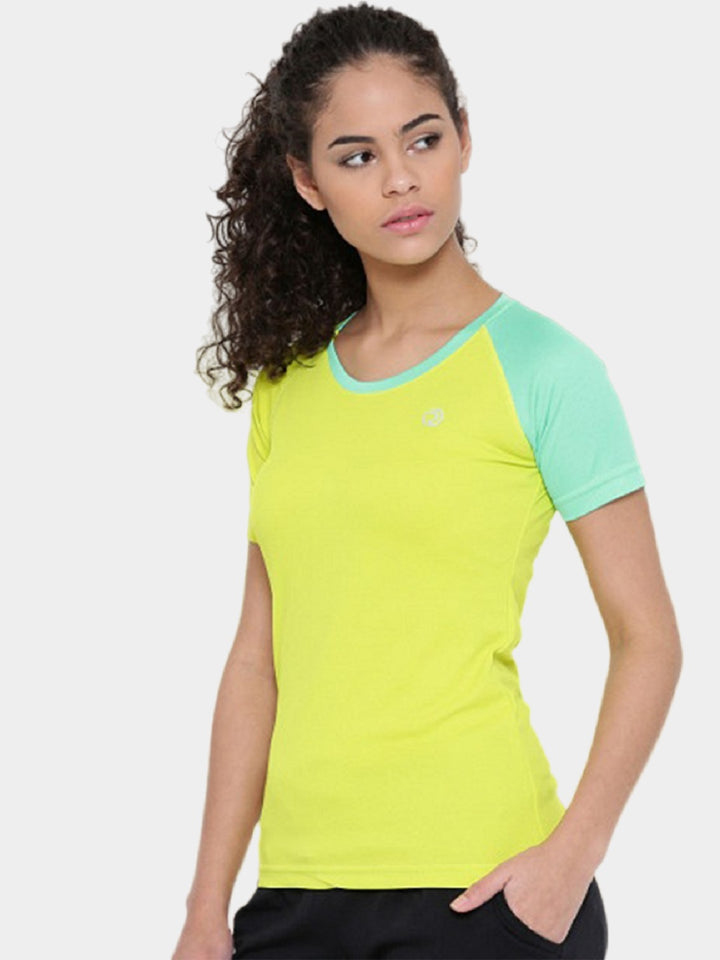 Slim fit ultra light running TEE