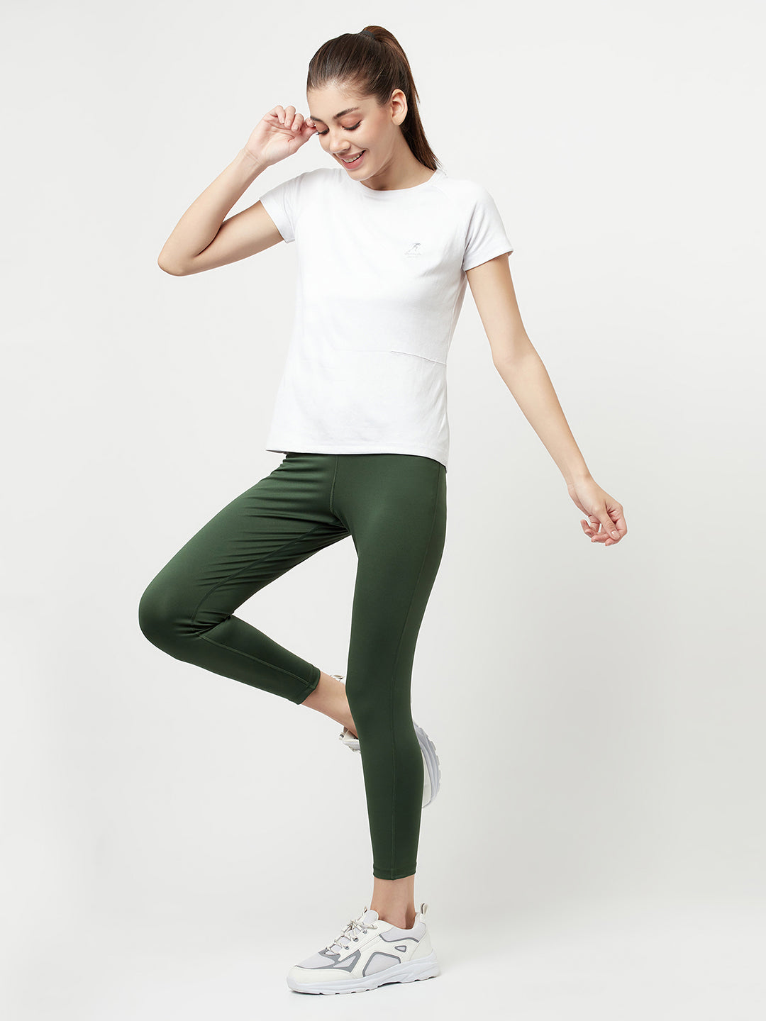 Comfy Performance Multi-Pocket Legging