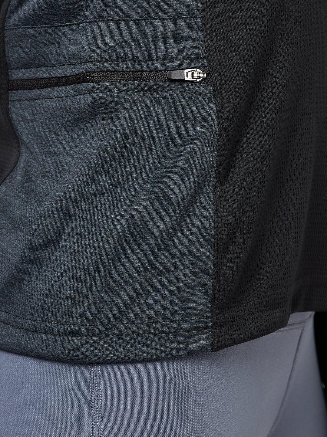 Hooded Full Sleeve Top with Zipper Pocket